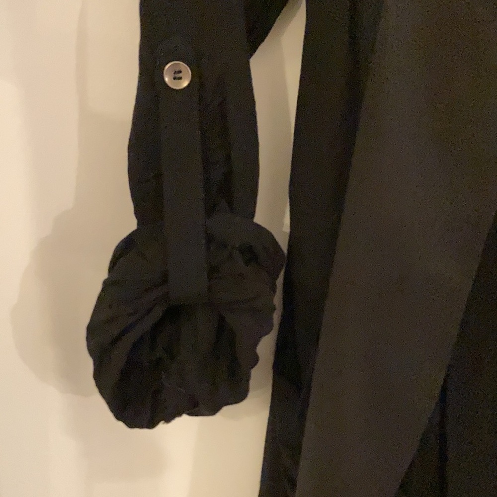 3/$15 GUESS Draped shacket - Picture 2 of 3
